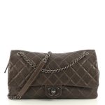 Easy Flap Jumbo Caviar Leather Bag