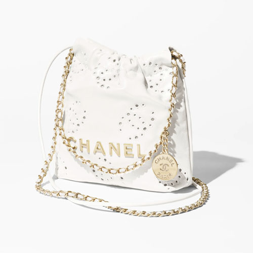 CHANEL-22-MINI-HANDBAG-2-8.jpg