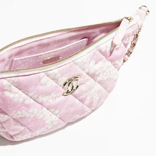 Chanel-Large-Hobo-Bag-Light-Pink-White-3-3047.webp