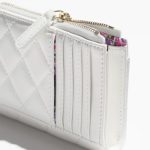 Chanel-Zipped-Card-Holder-1.jpg