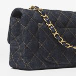 MINI-CLASSIC-HANDBAG-1-8.jpg