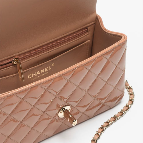 MINI-CLASSIC-HANDBAG-WITH-TOP-HANDLE-3.jpg