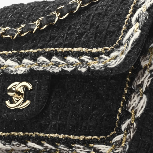 SMALL-CLASSIC-HANDBAG-4-8.jpg