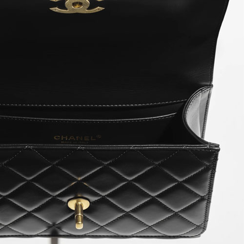 SMALL-FLAP-BAG-3-4.jpg